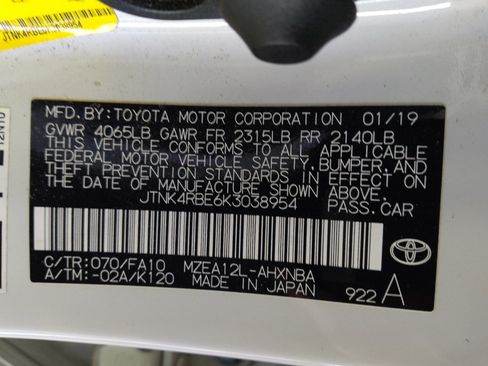 Used 2019 Toyota Corolla SE w/ Carpet Mat Package image 33