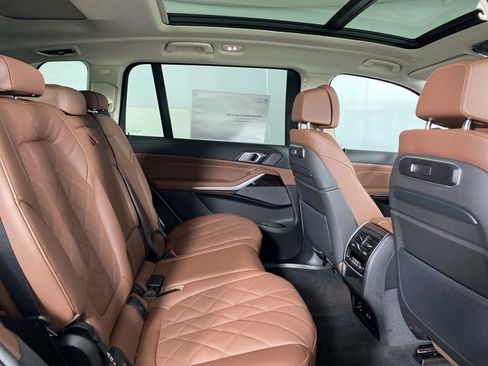 New 2026 BMW X7 xDrive40i image 33