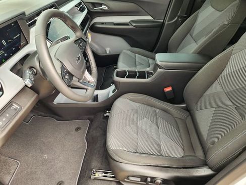 New 2027 Chevrolet Bolt LT w/ Comfort Package FWD image 11