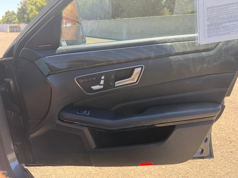 Used 2016 Mercedes-Benz E 350 Sedan image 20