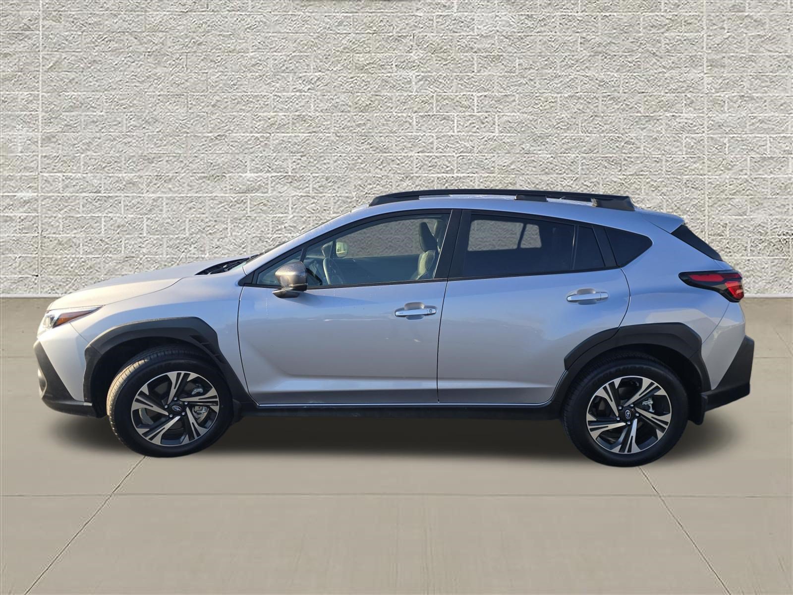 Used 2024 Subaru Crosstrek 2.0i Premium AWD/4WD image 4