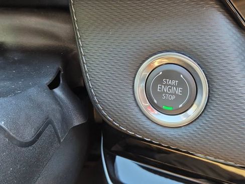 New 2026 Chevrolet Equinox LT w/ Convenience Package II image 29