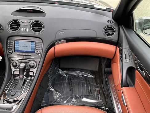 Used 2007 Mercedes-Benz SL 550 image 24