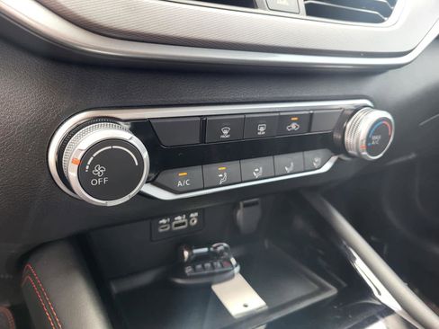 Used 2024 Nissan Altima 2.5 SR FWD image 22