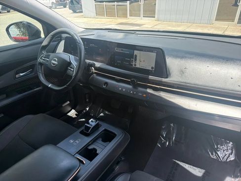Used 2023 Nissan Ariya AWD image 21
