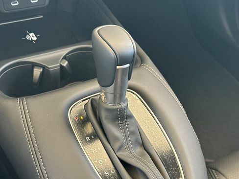 New 2026 Honda HR-V EX-L image 23