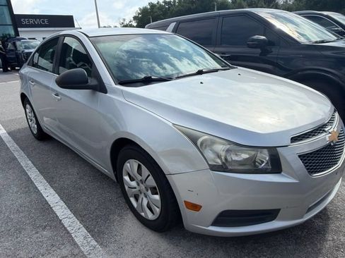 Used 2012 Chevrolet Cruze LS w/ Connectivity Package FWD image 2
