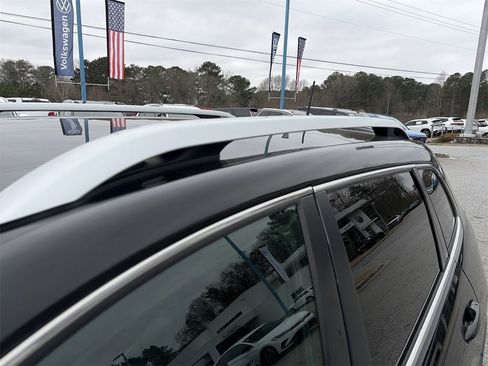 Used 2019 Jeep Cherokee Limited image 33