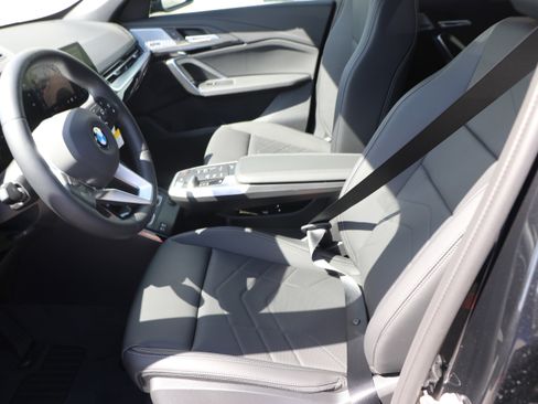 Used 2025 BMW X1 xDrive28i w/ Convenience Package AWD/4WD image 15