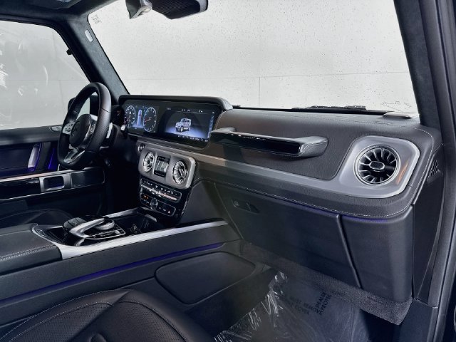 Used 2023 Mercedes-Benz G 550 image 31