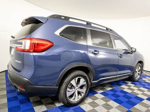 Used 2023 Subaru Ascent Premium w/ Convenience Package AWD/4WD image 3