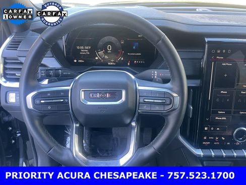 Used 2025 GMC Acadia Elevation image 12