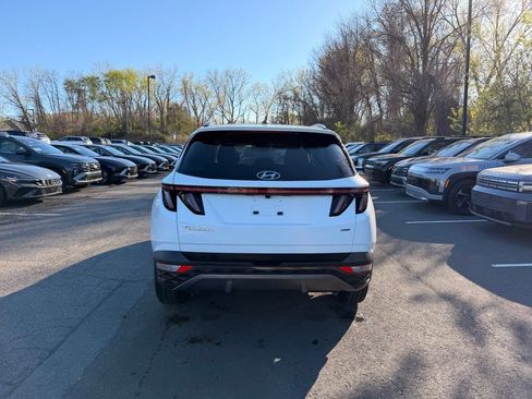Certified 2023 Hyundai Tucson Limited AWD/4WD image 4