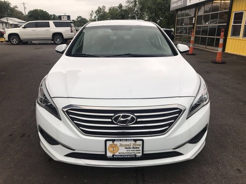 Used 2017 Hyundai Sonata SE FWD image 3