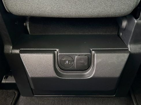 Used 2025 Ford F250 XLT AWD/4WD image 22