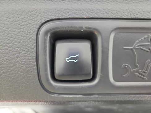 Used 2023 Ford Expedition Max Limited AWD/4WD image 11