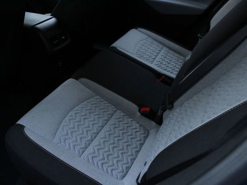 Used 2023 Chevrolet Equinox LS w/ LS Convenience Package FWD image 20