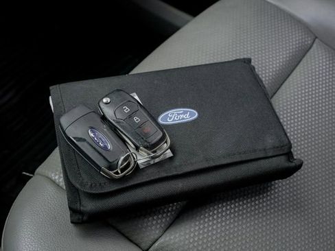 Used 2020 Ford F250 XL w/ Power Equipment Group image 48