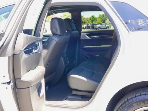 New 2026 Cadillac XT5 Premium Luxury AWD/4WD image 10
