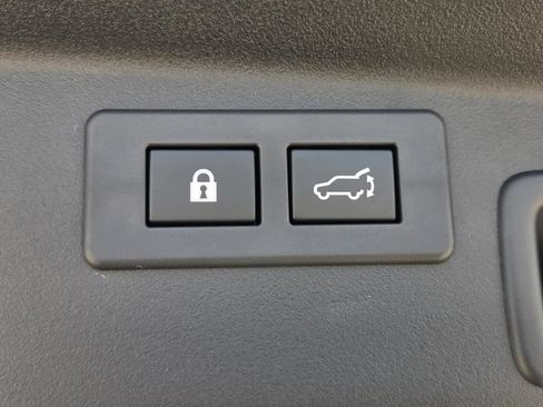 Used 2026 Subaru Outback Premium AWD/4WD image 12
