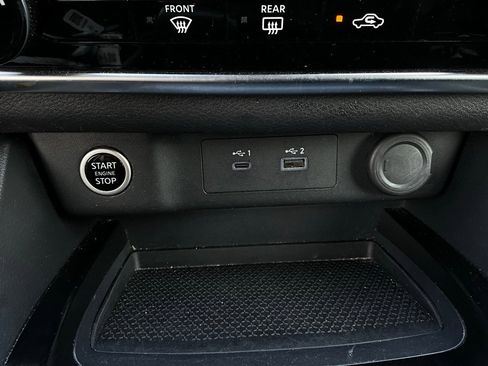 Used 2023 Nissan Rogue S image 25