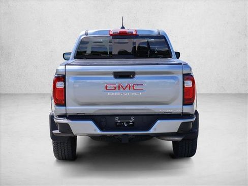 Used 2024 GMC Canyon Denali AWD/4WD image 7
