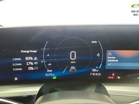 Used 2025 Cadillac Lyriq Sport AWD/4WD image 40