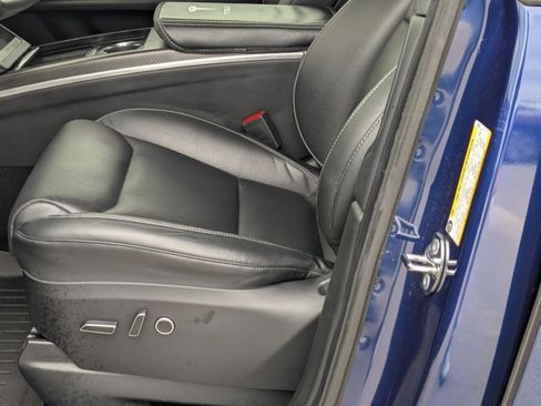 Used 2022 Tesla Model X Plaid image 15