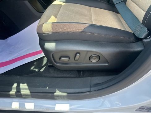 New 2026 Chevrolet Equinox ACTIV w/ Convenience Package III image 17