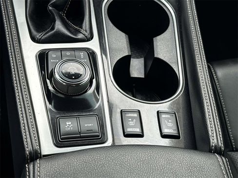 Used 2021 Nissan Maxima 3.5 SV image 18