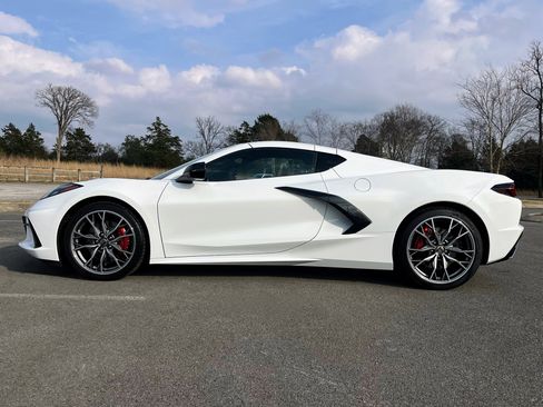 Used 2025 Chevrolet Corvette Stingray Premium Cpe w/ Z51 Performance Package image 8