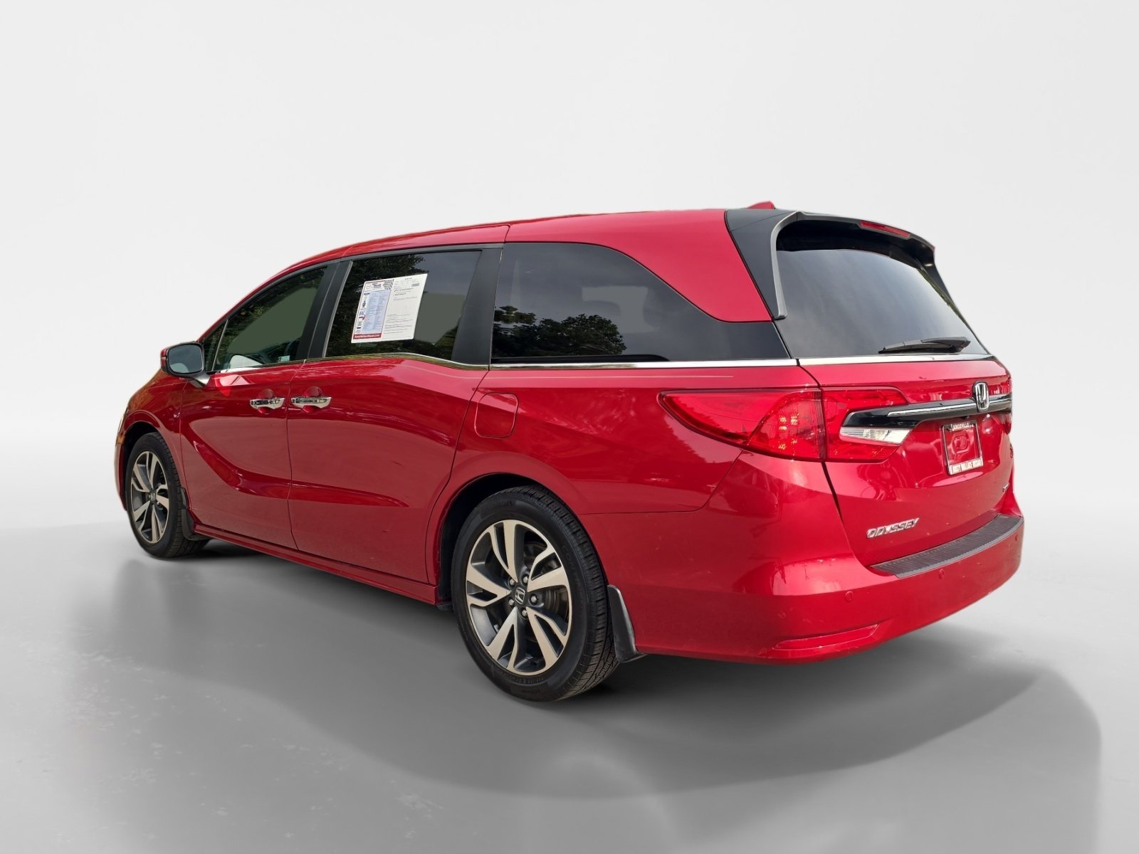 Used 2023 Honda Odyssey Touring image 3