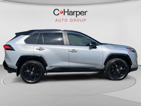 Used 2023 Toyota RAV4 XSE AWD/4WD image 2