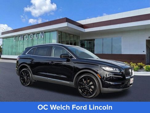 Certified 2023 Lincoln Nautilus Reserve w/ Monochromatic Package AWD/4WD image 3