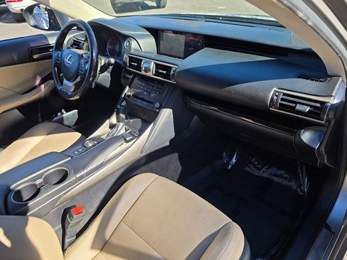 Used 2019 Lexus IS 300 w/ Navigation Package image 9