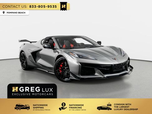 Used 2023 Chevrolet Corvette Z06 w/ Z07 Performance Package RWD image 1