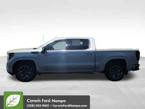Used 2023 GMC Sierra 1500 Denali w/ Denali Reserve Package AWD/4WD image 6