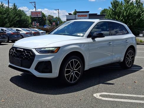 Certified 2024 Audi SQ5 Premium Plus AWD/4WD image 6