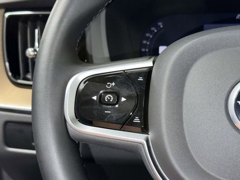 Used 2026 Volvo XC60 B5 Plus w/ Protection Package Premier AWD/4WD image 31