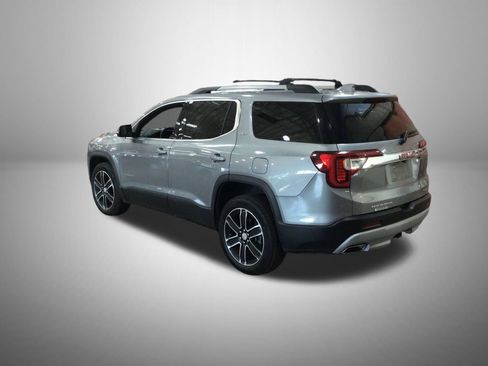 Certified 2023 GMC Acadia SLT w/ Technology Package AWD/4WD image 3