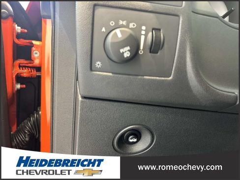 Used 2008 Dodge Challenger SRT8 RWD image 28