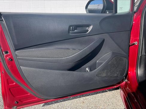 Used 2024 Toyota Corolla LE image 27