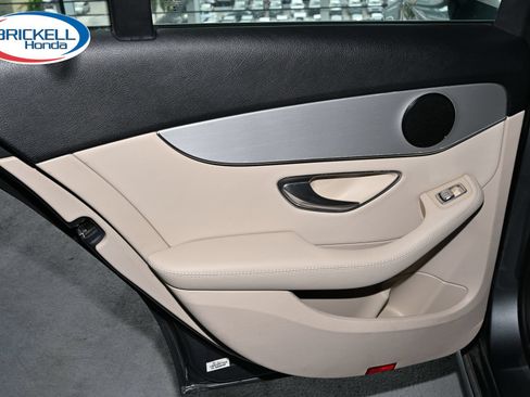 Used 2019 Mercedes-Benz C 300 Sedan image 15