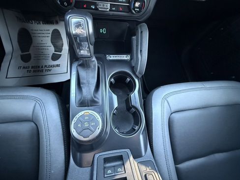 Used 2024 Ford Bronco Big Bend image 15