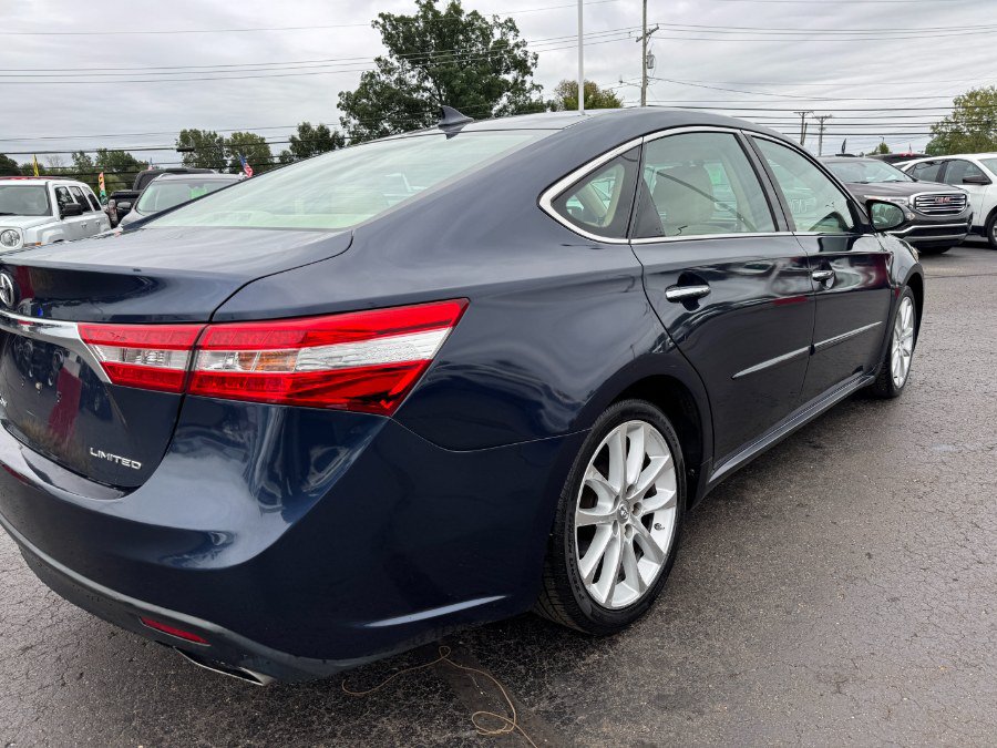 Used 2015 Toyota Avalon Limited FWD image 11