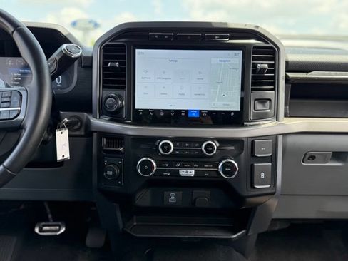 Used 2024 Ford F150 XLT AWD/4WD image 25