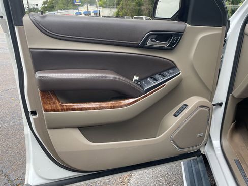 Used 2018 Chevrolet Tahoe Premier image 13