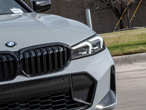 Certified 2024 BMW 330i Sedan w/ M Sport Package image 7