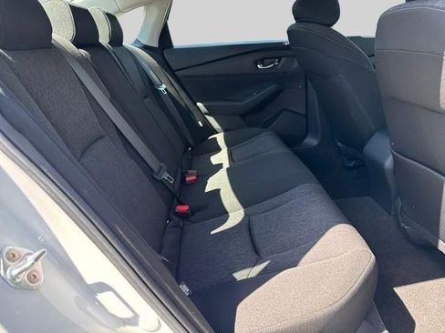 Used 2023 Honda Accord LX image 17