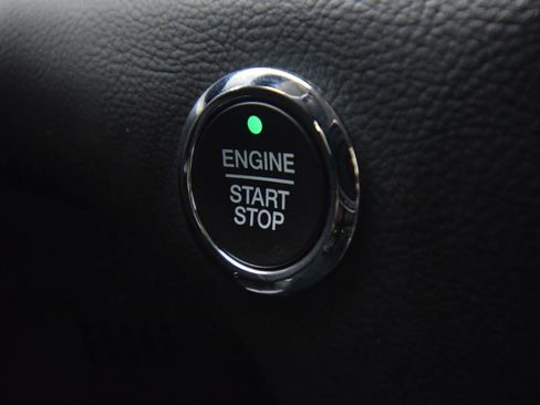 Used 2022 Ford Edge SEL AWD/4WD image 36